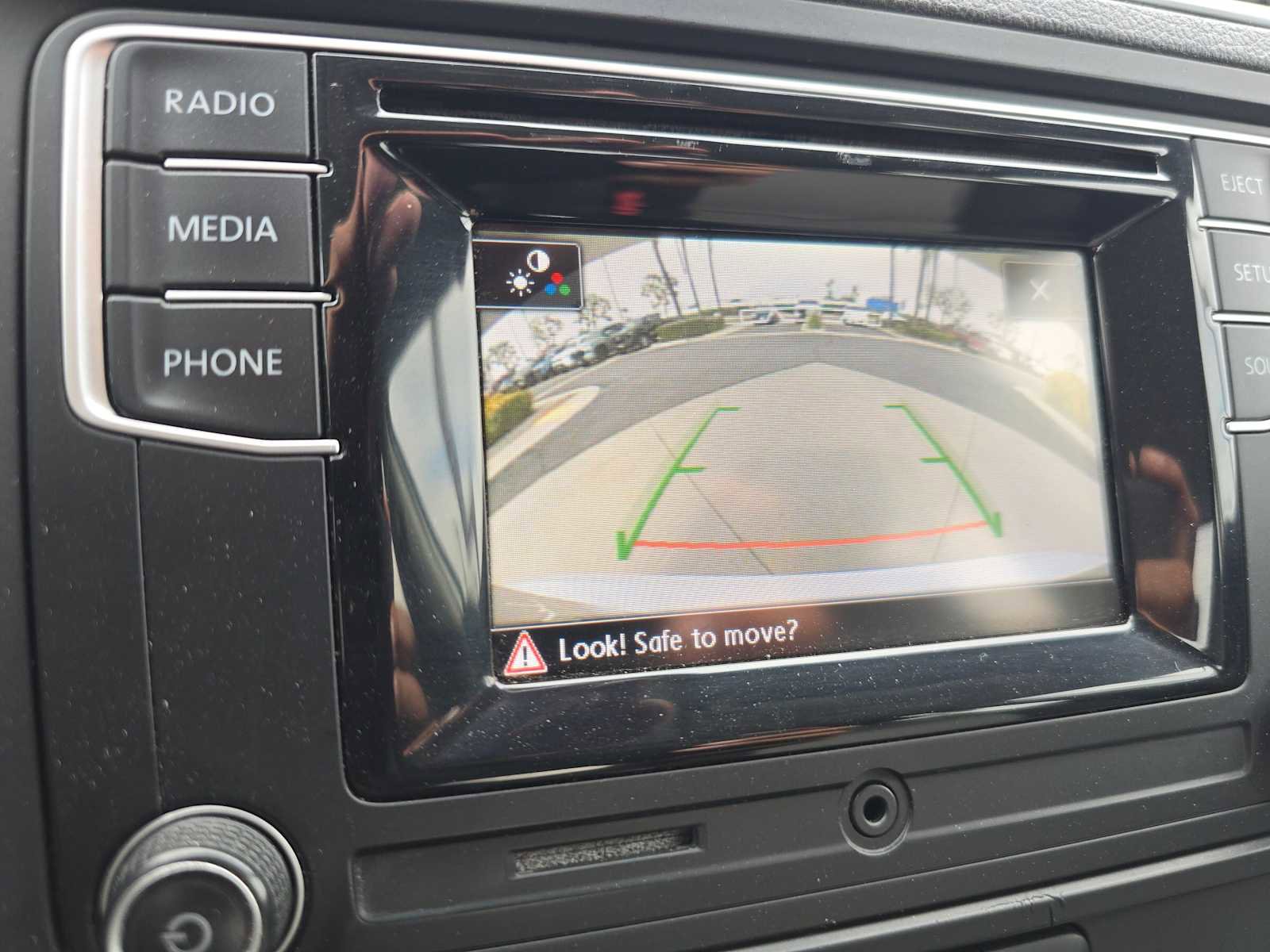 Used 2017 Volkswagen Jetta S image 27