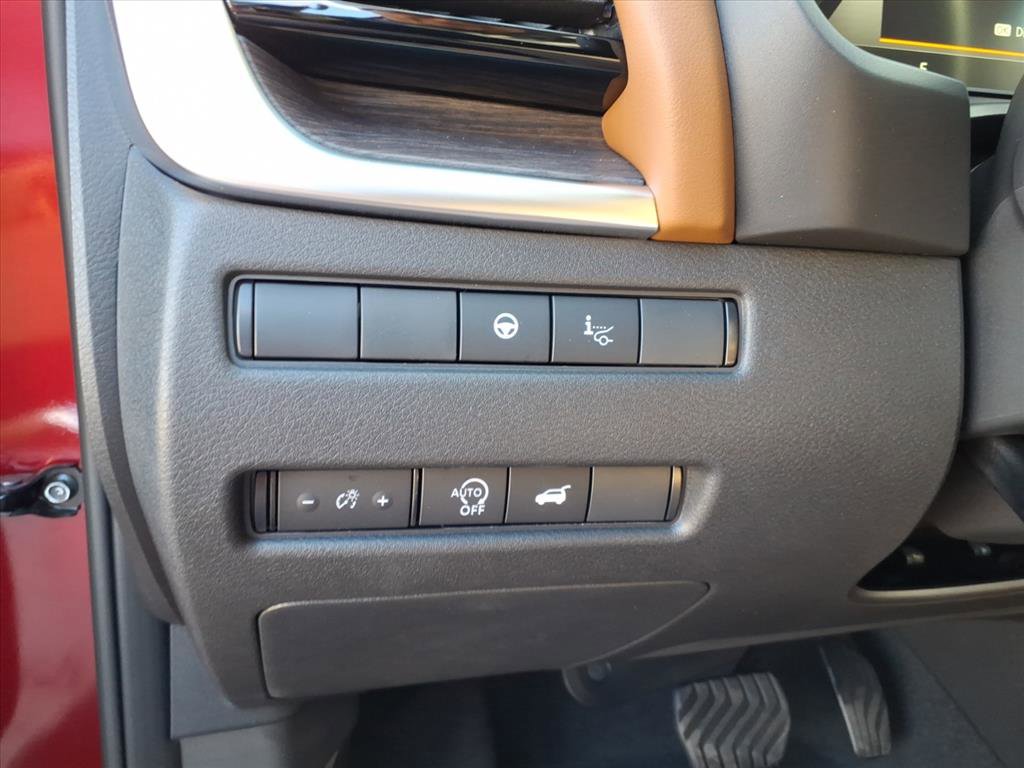 New 2026 Nissan Rogue Platinum image 18