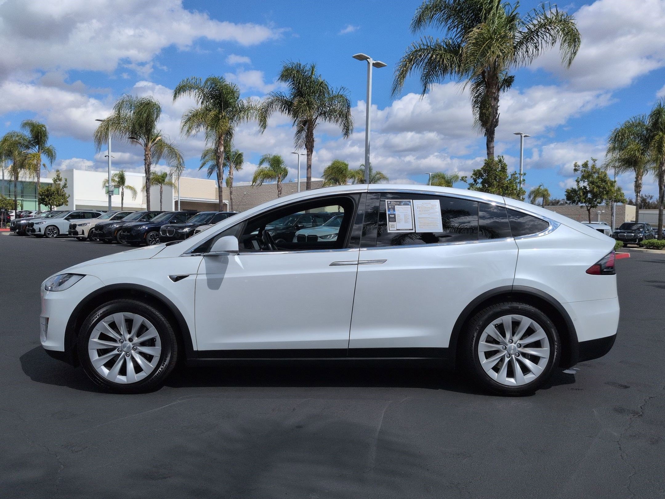 Used 2020 Tesla Model X Long Range image 7