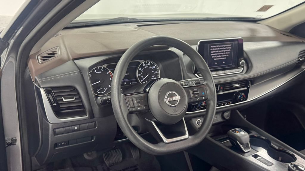 Used 2022 Nissan Rogue SV AWD/4WD image 34