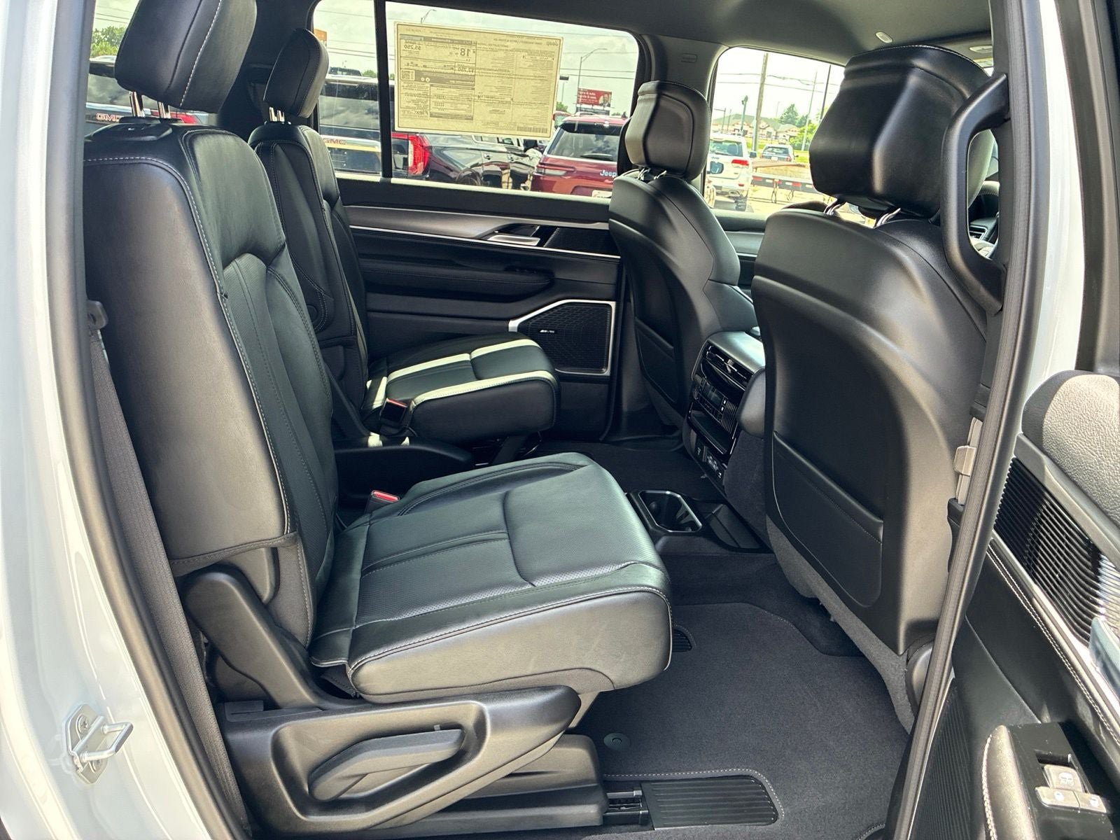 New 2026 Jeep Grand Wagoneer L Limited AWD/4WD image 24