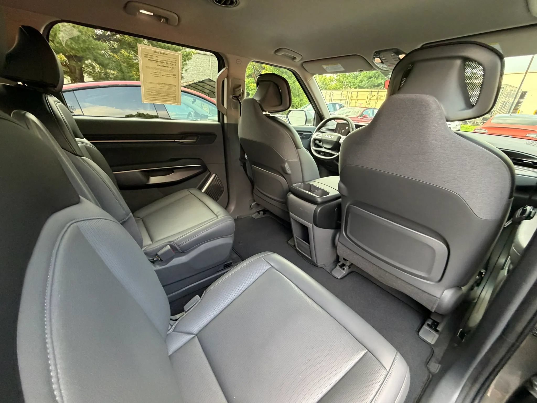 Used 2024 Kia EV9 Light Long Range RWD image 21