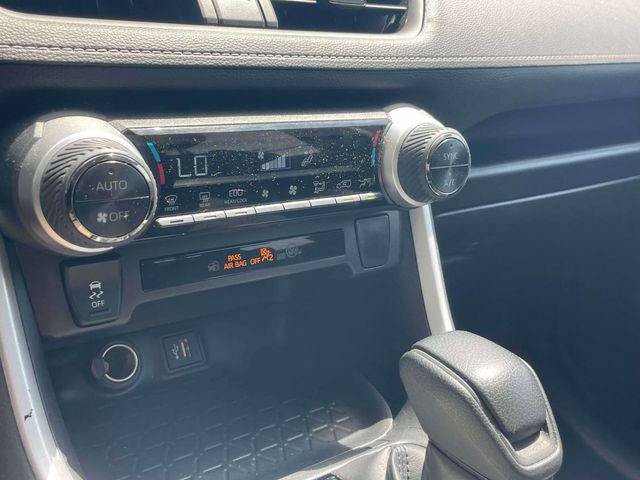 Certified 2025 Toyota RAV4 XLE AWD/4WD image 32