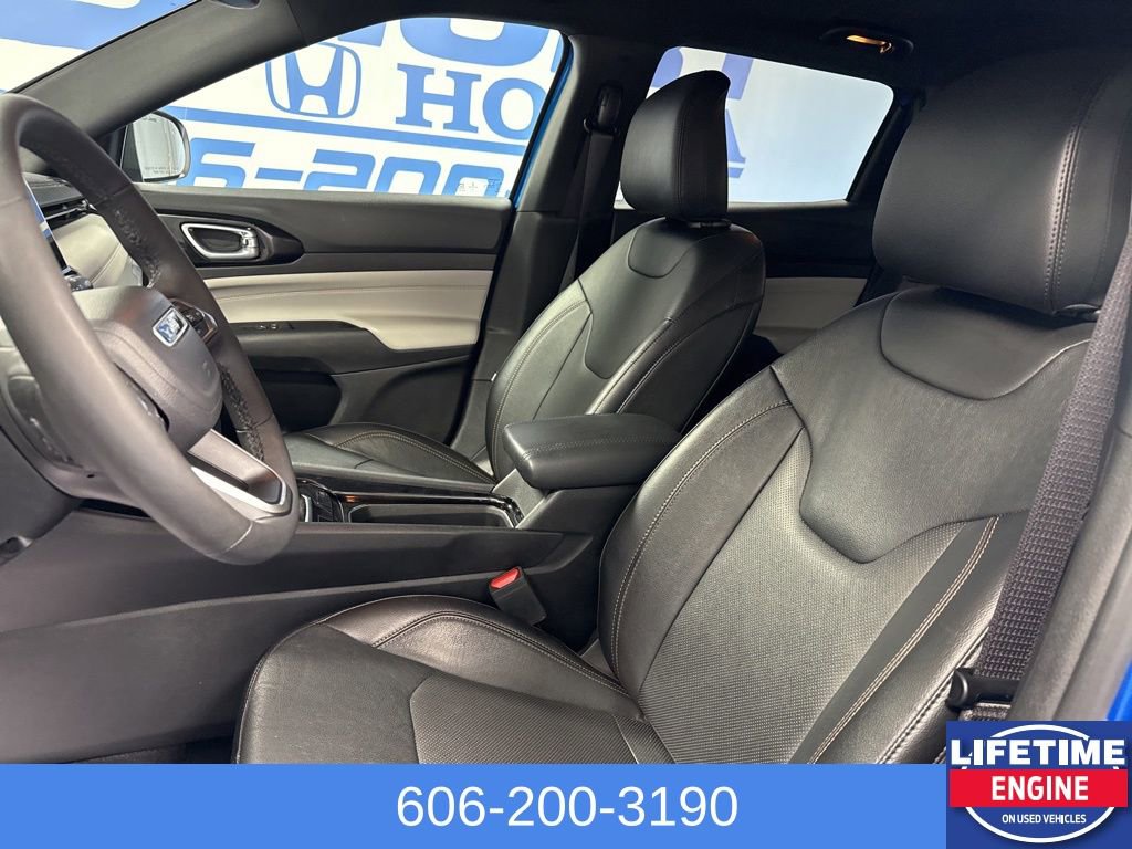 Used 2023 Jeep Compass Limited AWD/4WD image 26