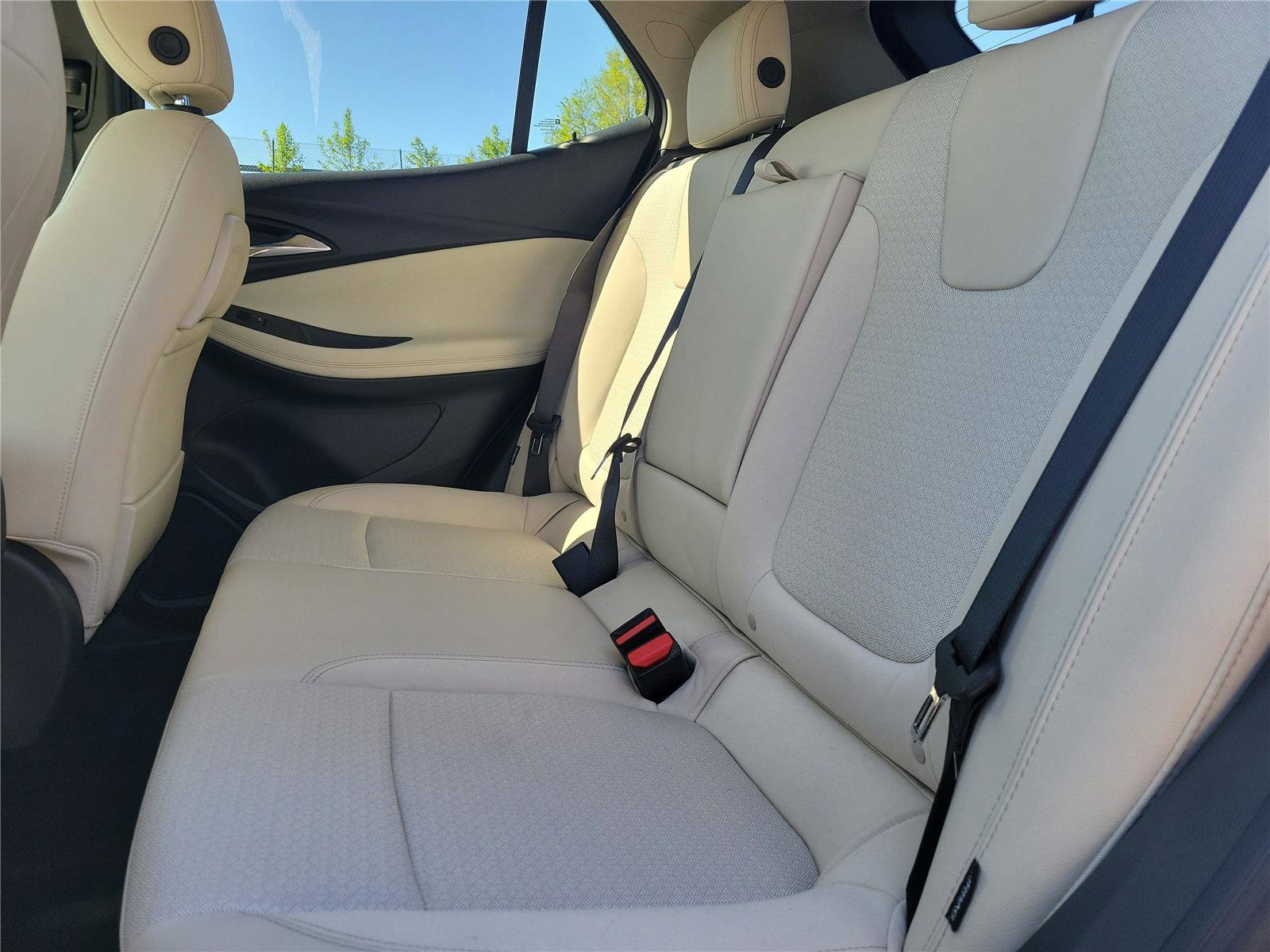 Used 2023 Buick Encore GX Select image 14