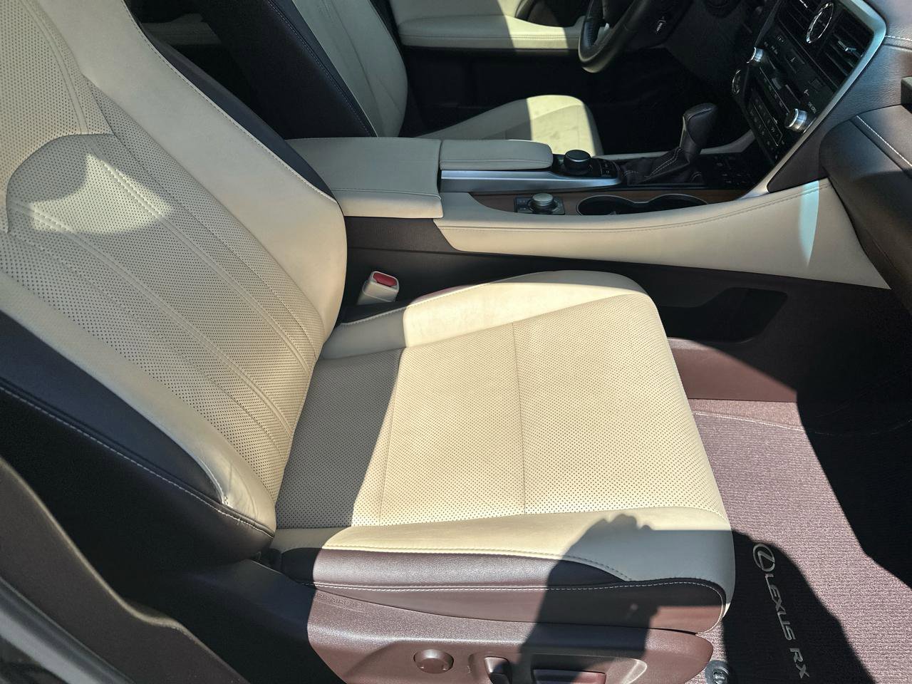 Used 2016 Lexus RX 350 AWD w/ Premium Package image 19