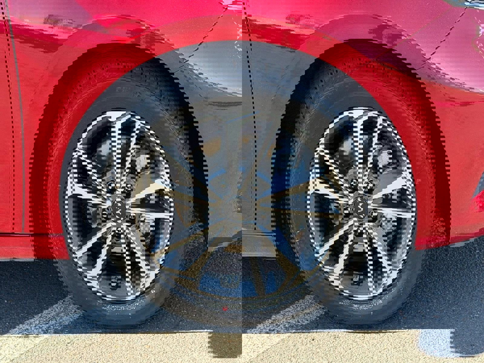 Used 2024 Kia Forte LXS image 11