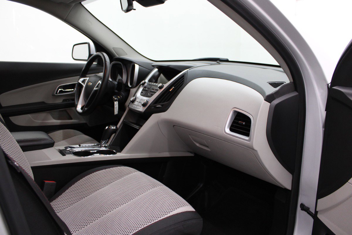 Used 2016 Chevrolet Equinox LT w/ Convenience Package image 10