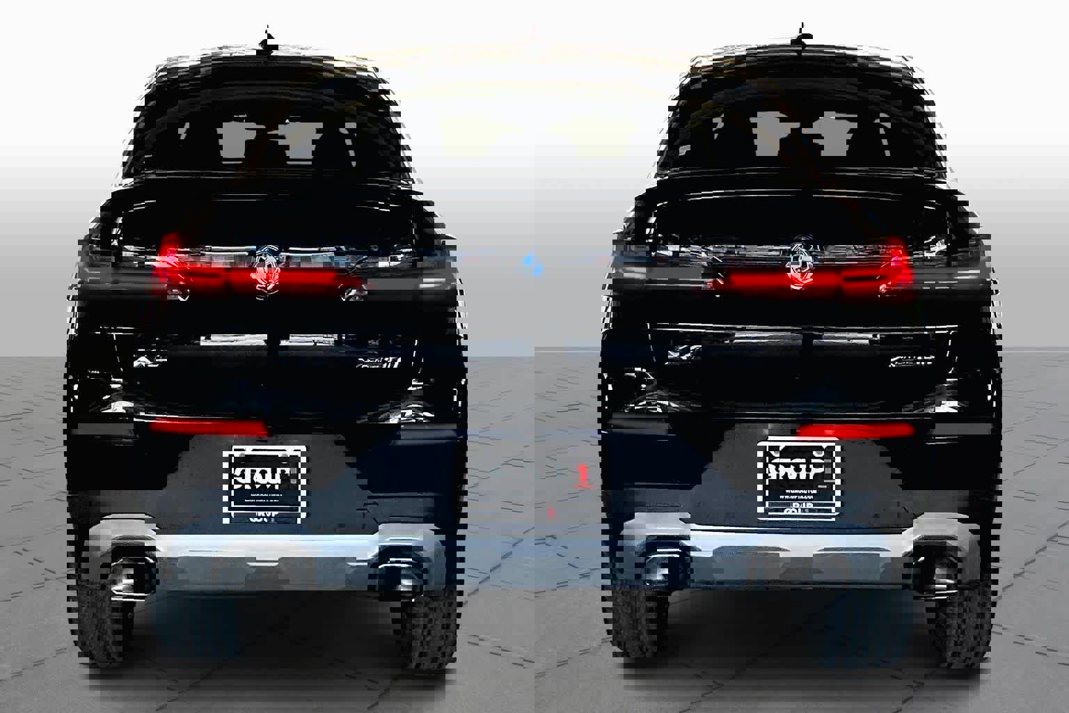 Certified 2025 BMW X4 xDrive30i image 4