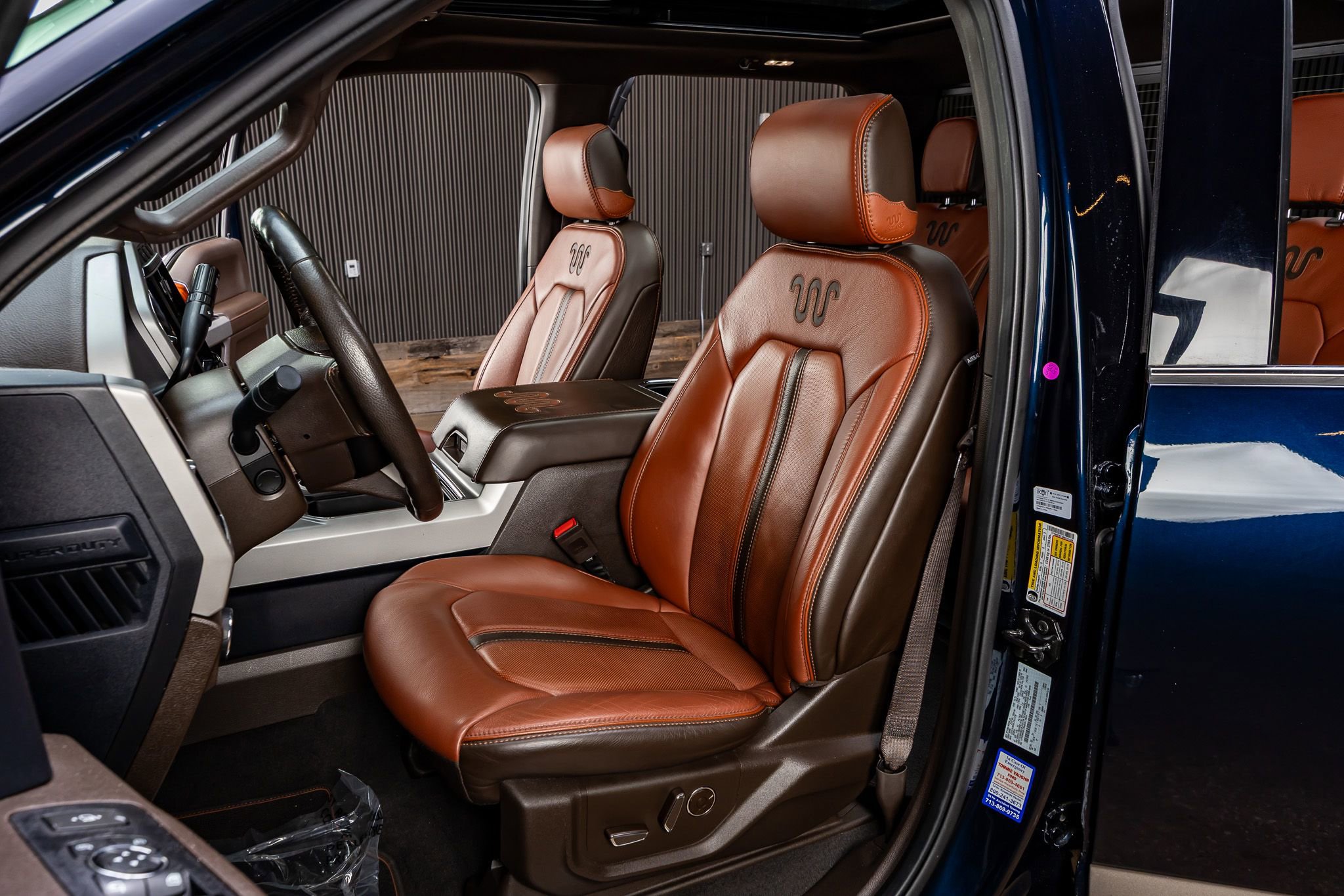 Used 2022 Ford F250 King Ranch w/ King Ranch Ultimate Package AWD/4WD image 30