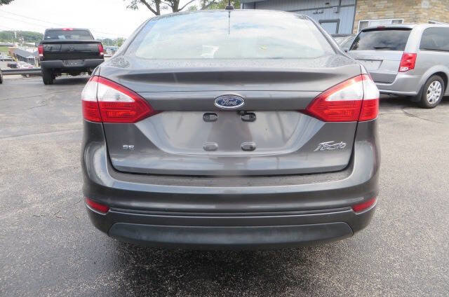 Used 2019 Ford Fiesta SE image 8