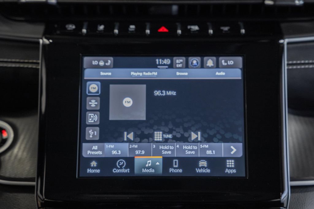 Certified 2023 Jeep Grand Cherokee Laredo w/ Luxury Tech Group I AWD/4WD image 20