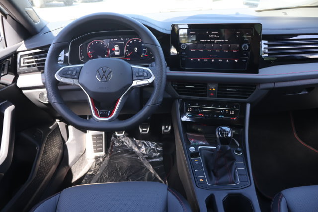 New 2026 Volkswagen Jetta GLI Autobahn FWD image 15