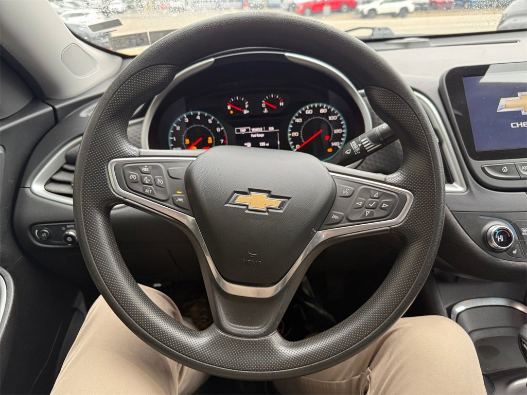 Used 2023 Chevrolet Malibu LT image 15