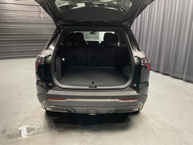 New 2026 Chevrolet Equinox ACTIV AWD/4WD image 7