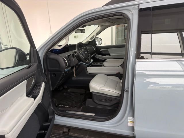 New 2027 Ford Expedition Max Platinum w/ Platinum Ultimate Package AWD/4WD image 15