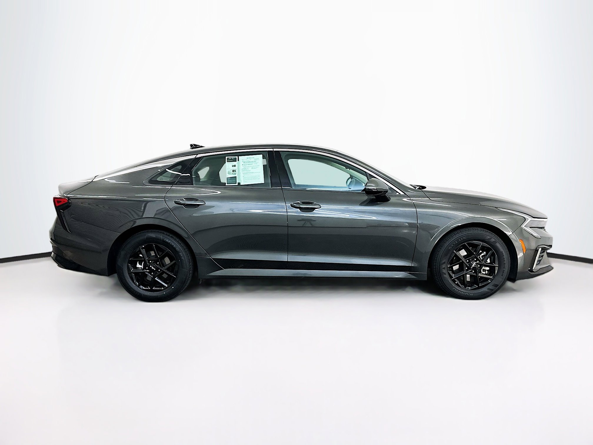 Used 2025 Kia K5 LXS image 10