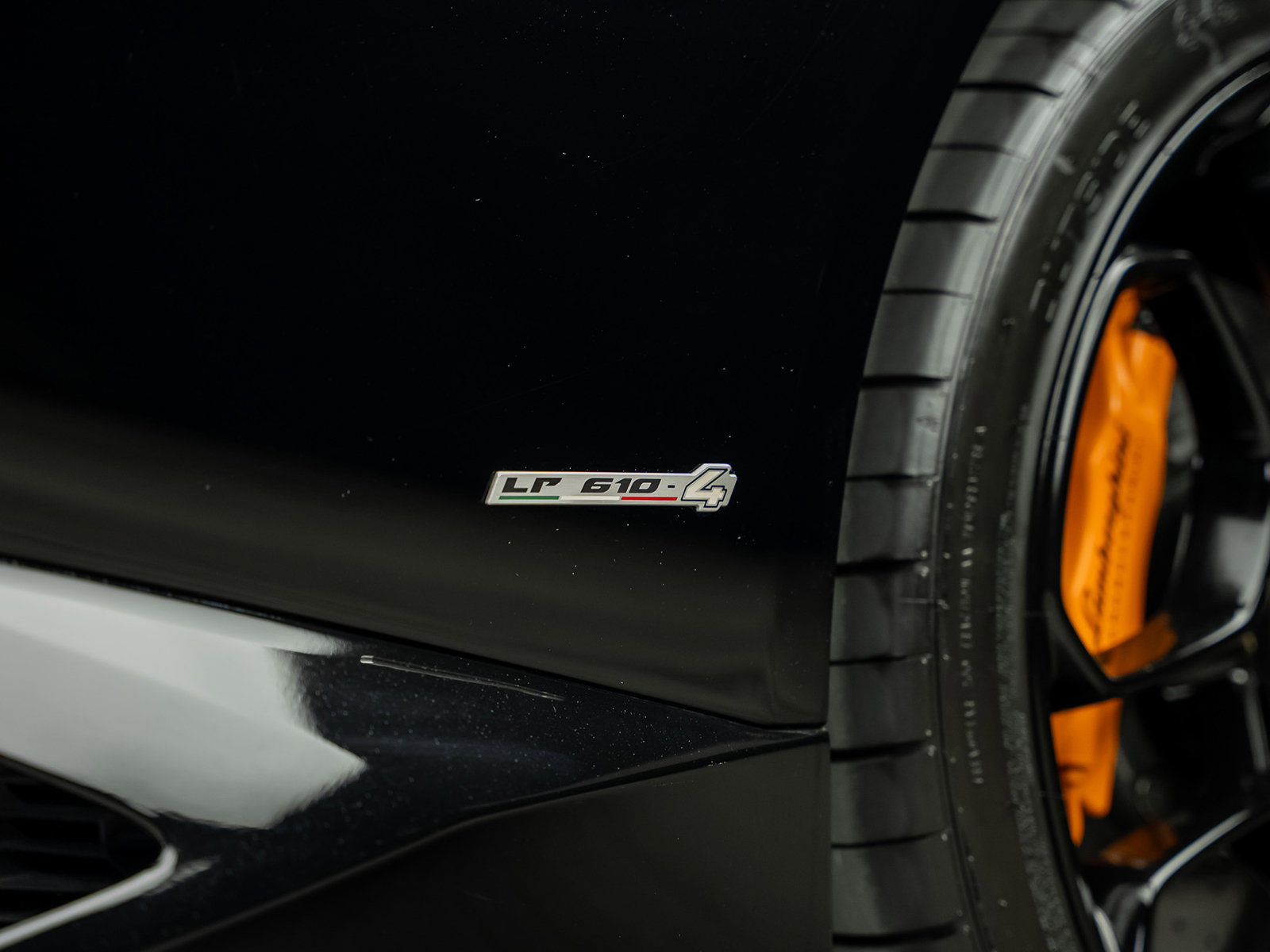 Used 2015 Lamborghini Huracan LP 610-4 AWD/4WD image 23