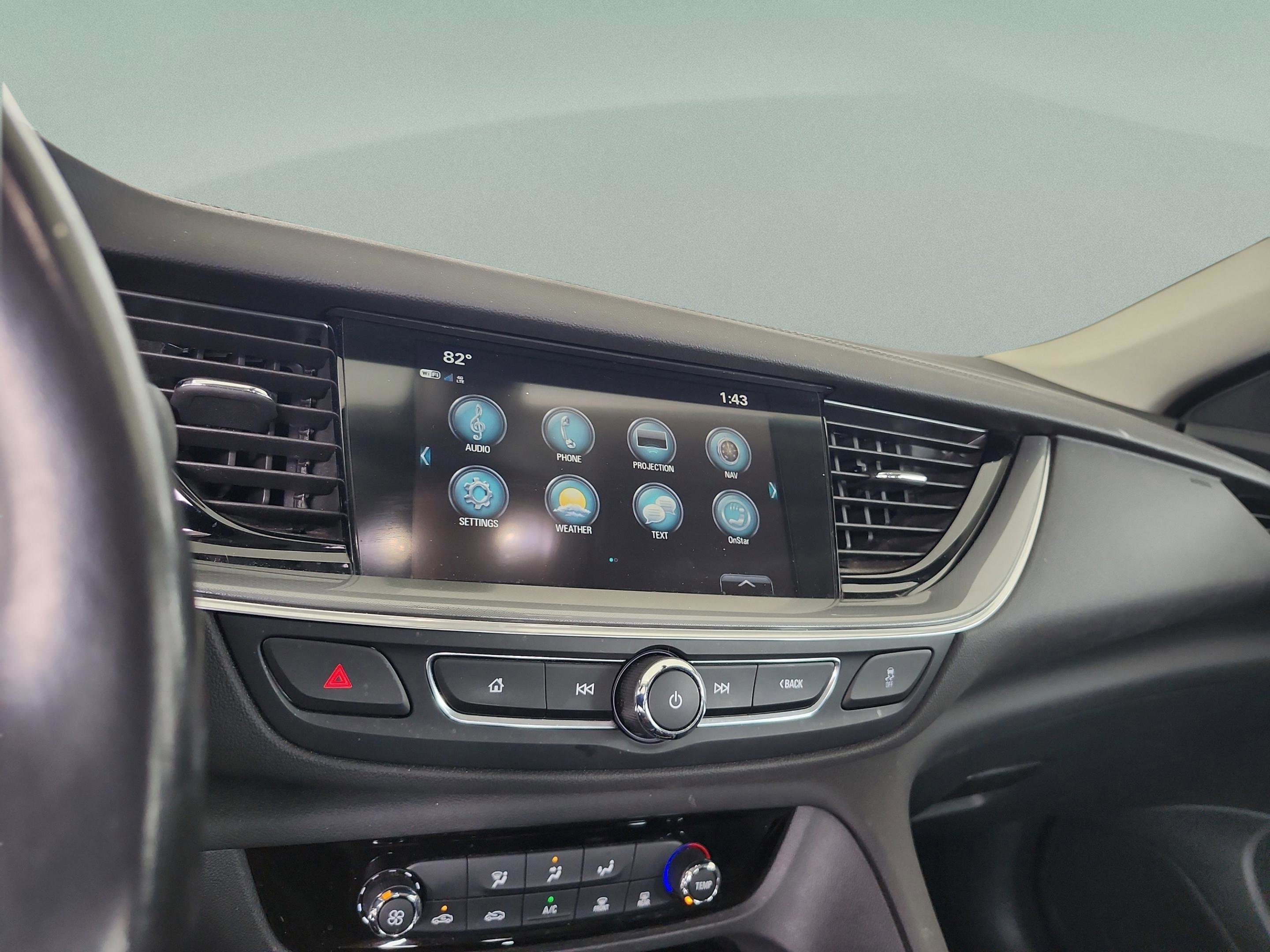 Used 2018 Buick Regal Preferred w/ Sights and Sounds Package AWD/4WD image 11