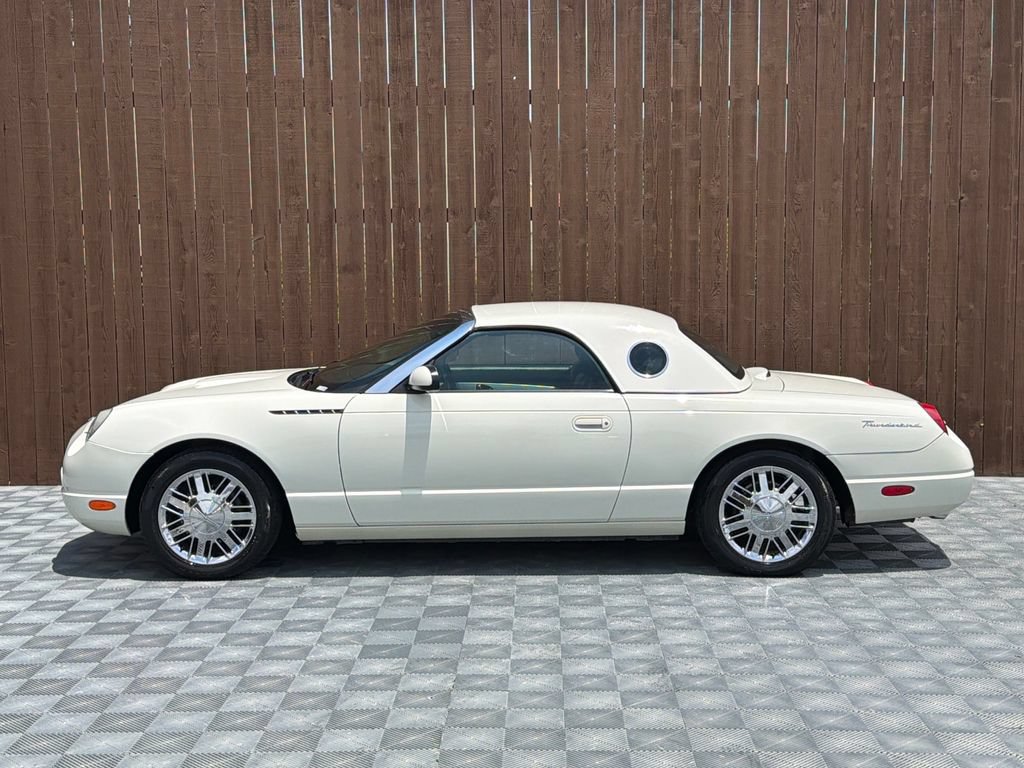 Used 2002 Ford Thunderbird RWD image 10