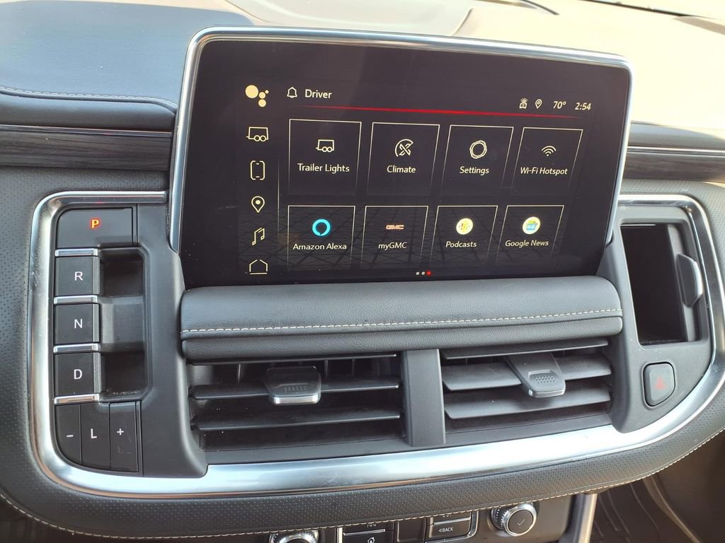 Used 2023 GMC Yukon XL SLT w/ SLT Premium Package image 6
