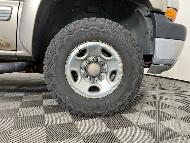 Used 2002 Chevrolet Silverado 2500 LS w/ Snow Plow Prep Pkg AWD/4WD image 7