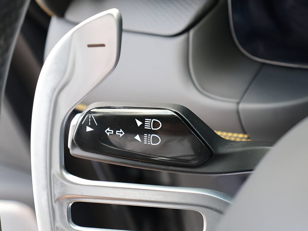Used 2023 Maserati Grecale Trofeo AWD/4WD image 36