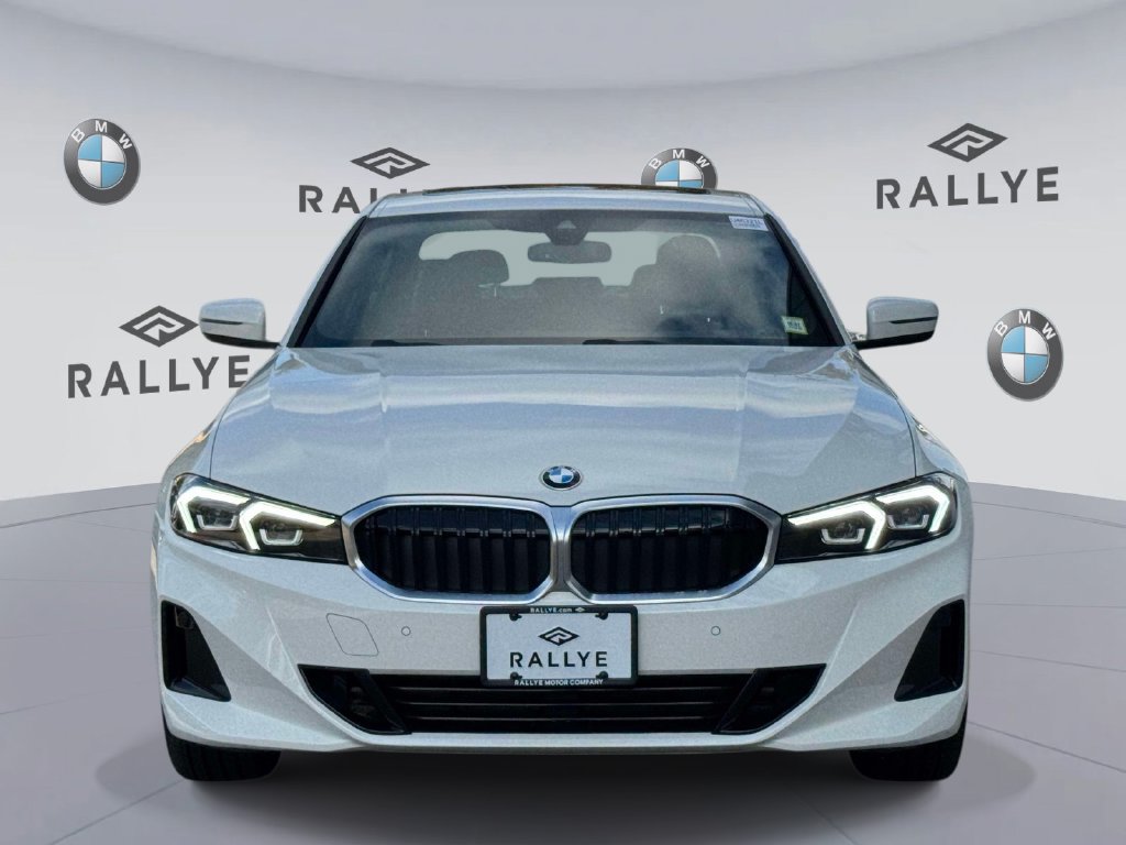 Certified 2026 BMW 330i xDrive Sedan AWD/4WD image 2