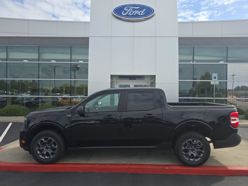 Used 2026 Ford Maverick XLT w/ Equipment Group 301A AWD/4WD image 1