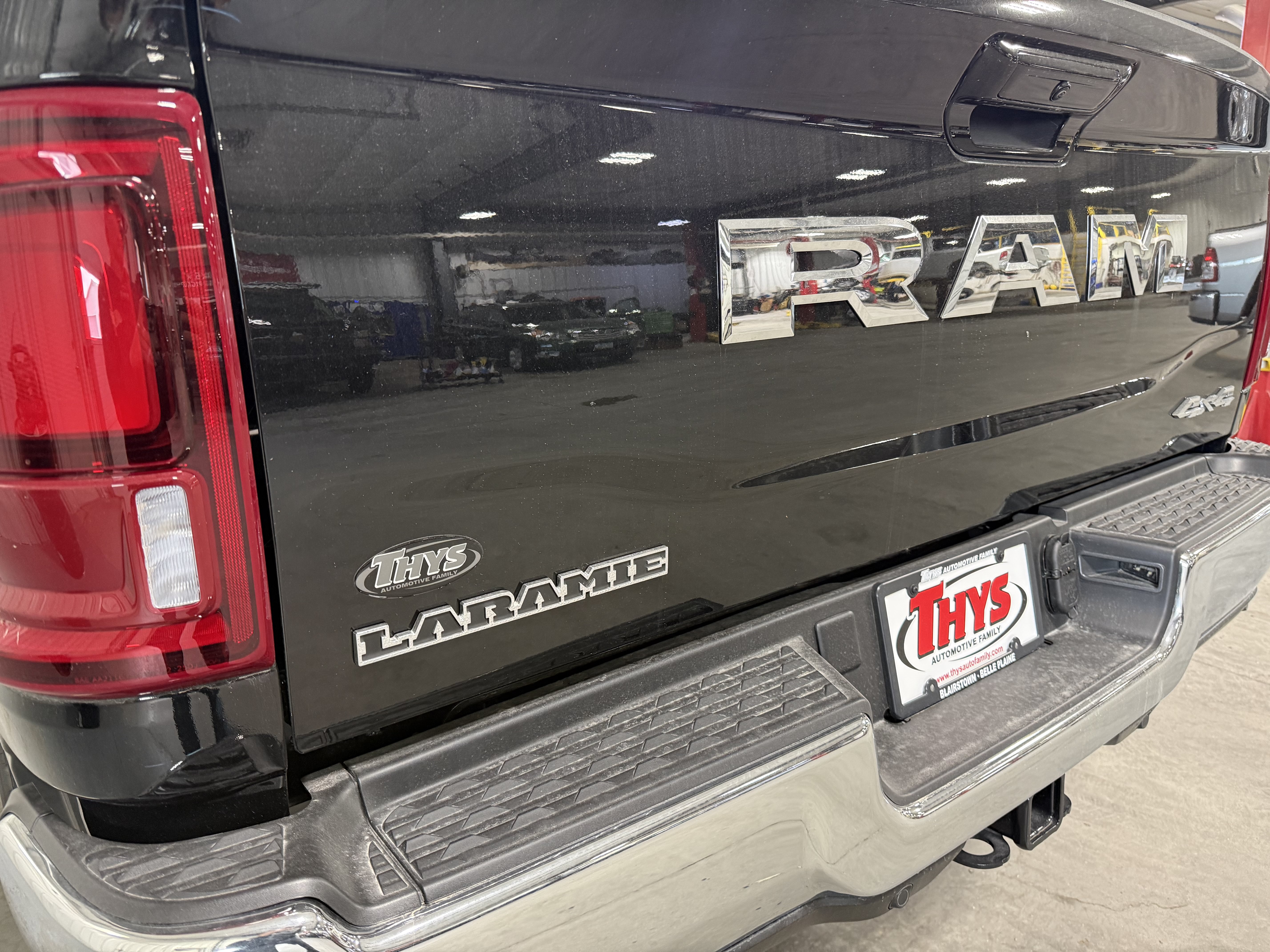 New 2026 RAM 2500 Laramie AWD/4WD image 5