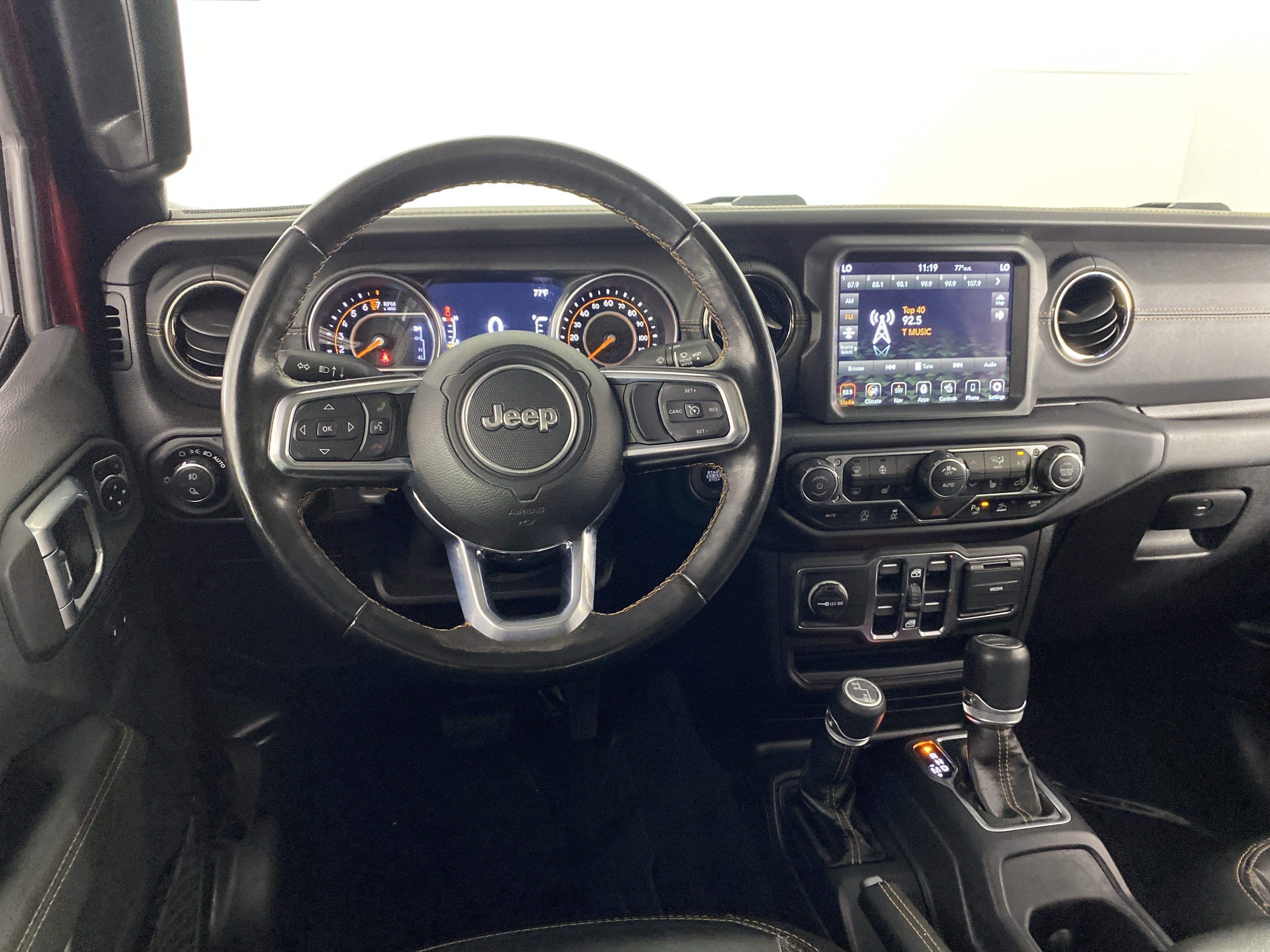 Used 2021 Jeep Gladiator Overland AWD/4WD image 19