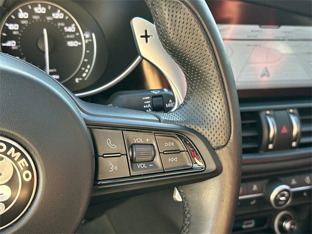 Used 2022 Alfa Romeo Giulia Veloce image 37