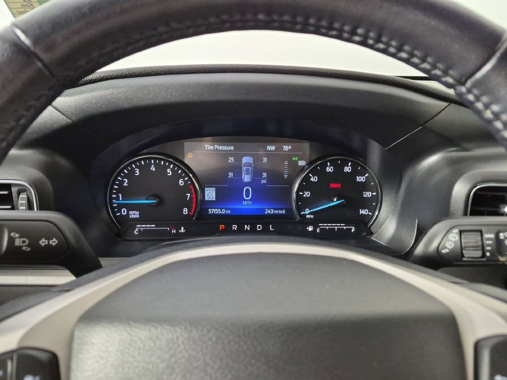 Used 2022 Ford Explorer XLT w/ Equipment Group 202A RWD image 23
