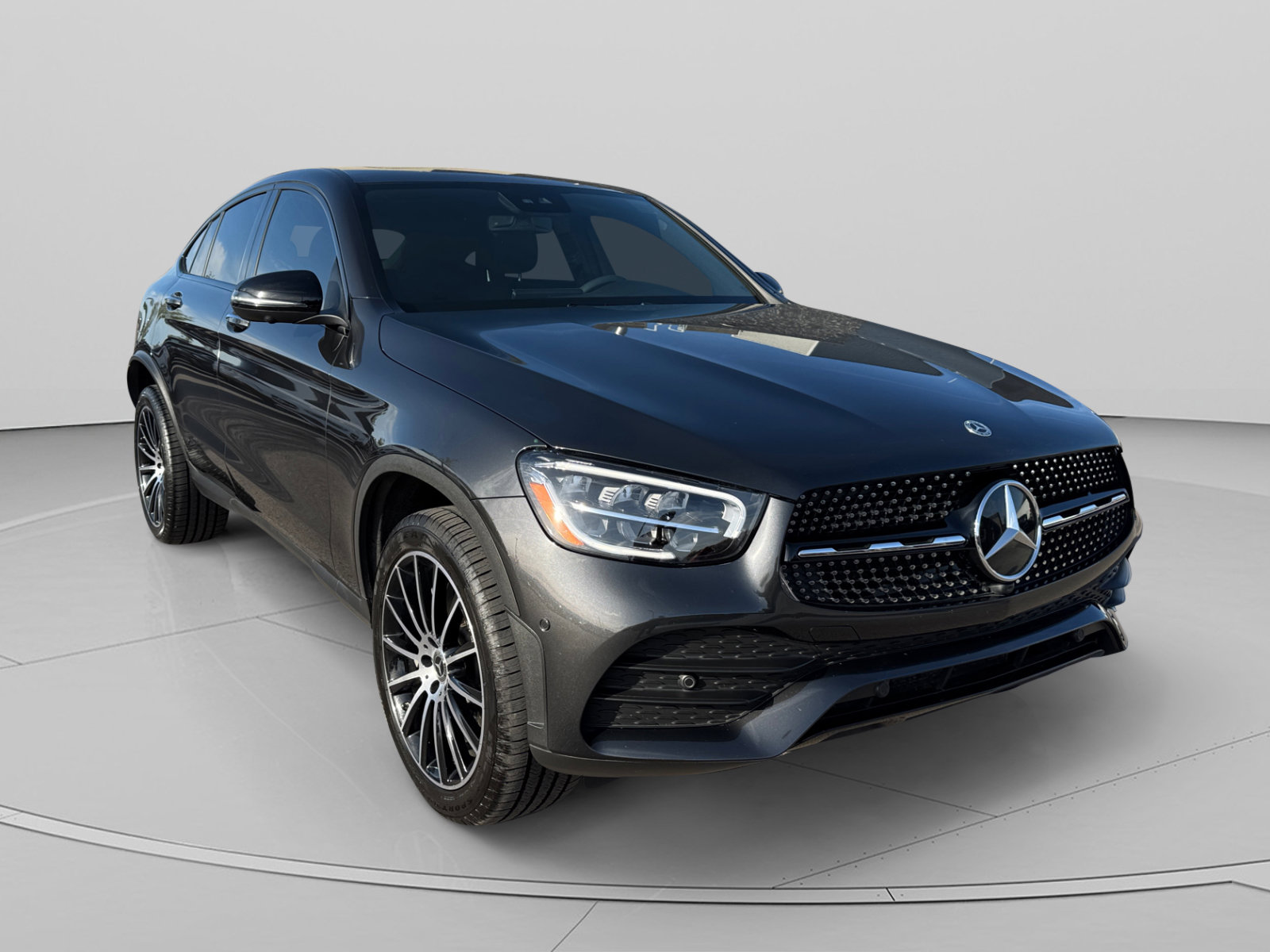 Used 2022 Mercedes-Benz GLC 300 4MATIC Coupe image 7