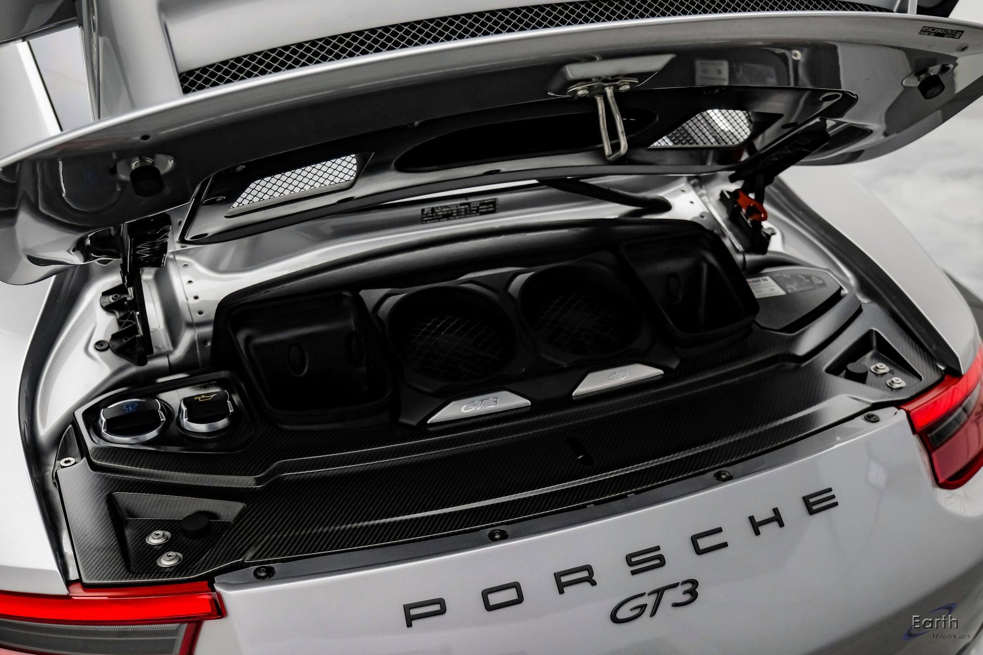 Used 2018 Porsche 911 GT3 w/ Sport Chrono Package image 81