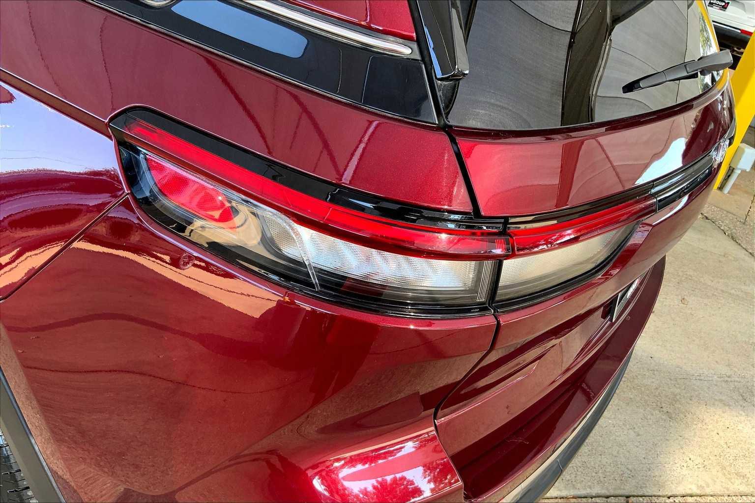 Used 2024 Jeep Grand Cherokee Limited image 28