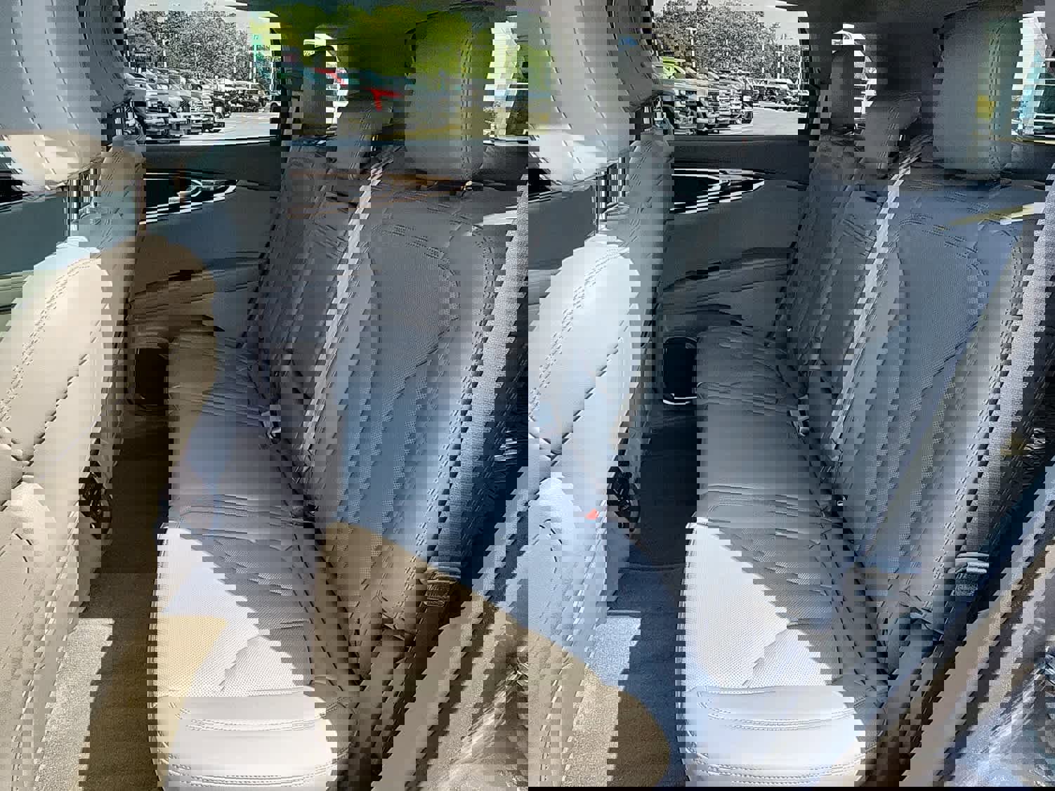 Used 2022 Lincoln Nautilus Reserve w/ Equipment Group 201A AWD/4WD image 7