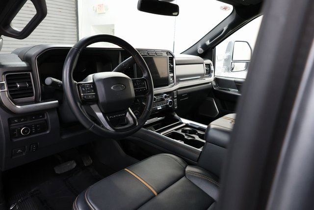 Used 2024 Ford F450 Platinum image 81