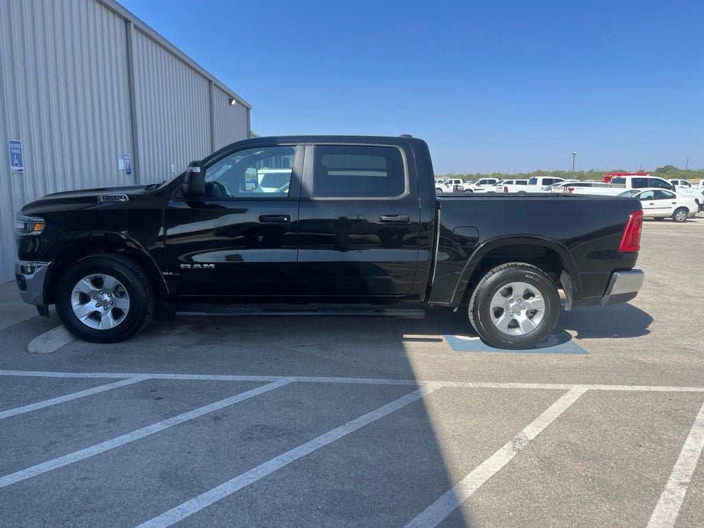 Used 2025 RAM 1500 Big Horn RWD image 2