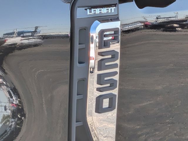 New 2026 Ford F250 Lariat w/ FX4 Off-Road Package image 9