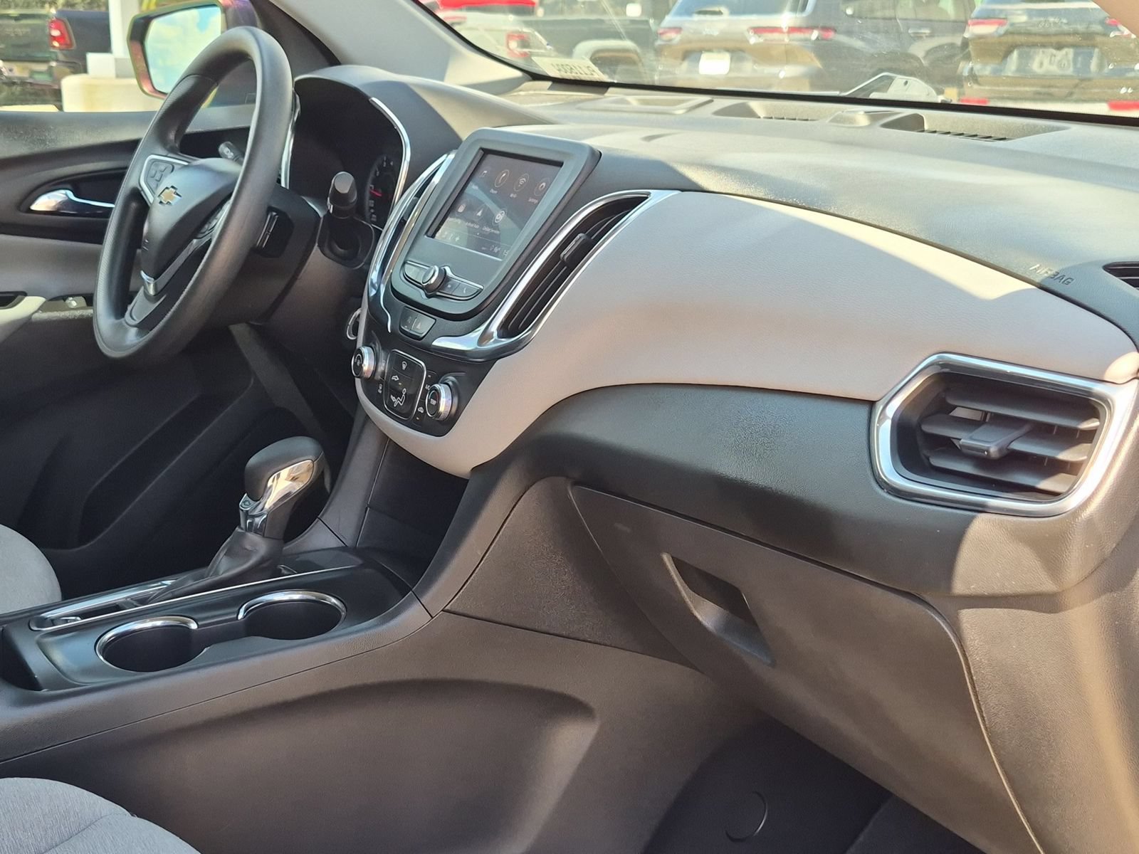 Used 2023 Chevrolet Equinox LS w/ LPO, Cargo Package FWD image 27