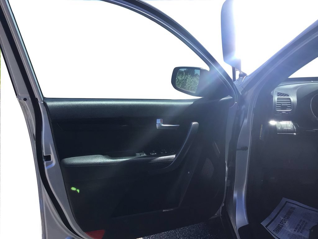 Used 2014 Kia Sorento LX AWD/4WD image 18