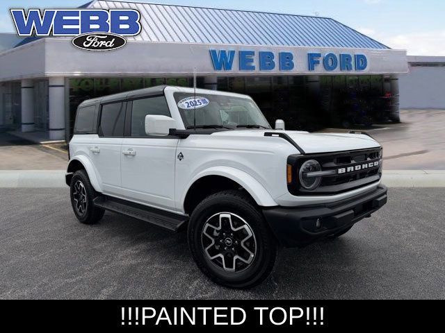 Used 2025 Ford Bronco Outer Banks AWD/4WD image 1