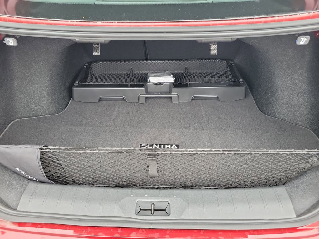 New 2026 Nissan Sentra SR w/ Floor Mat Package image 4