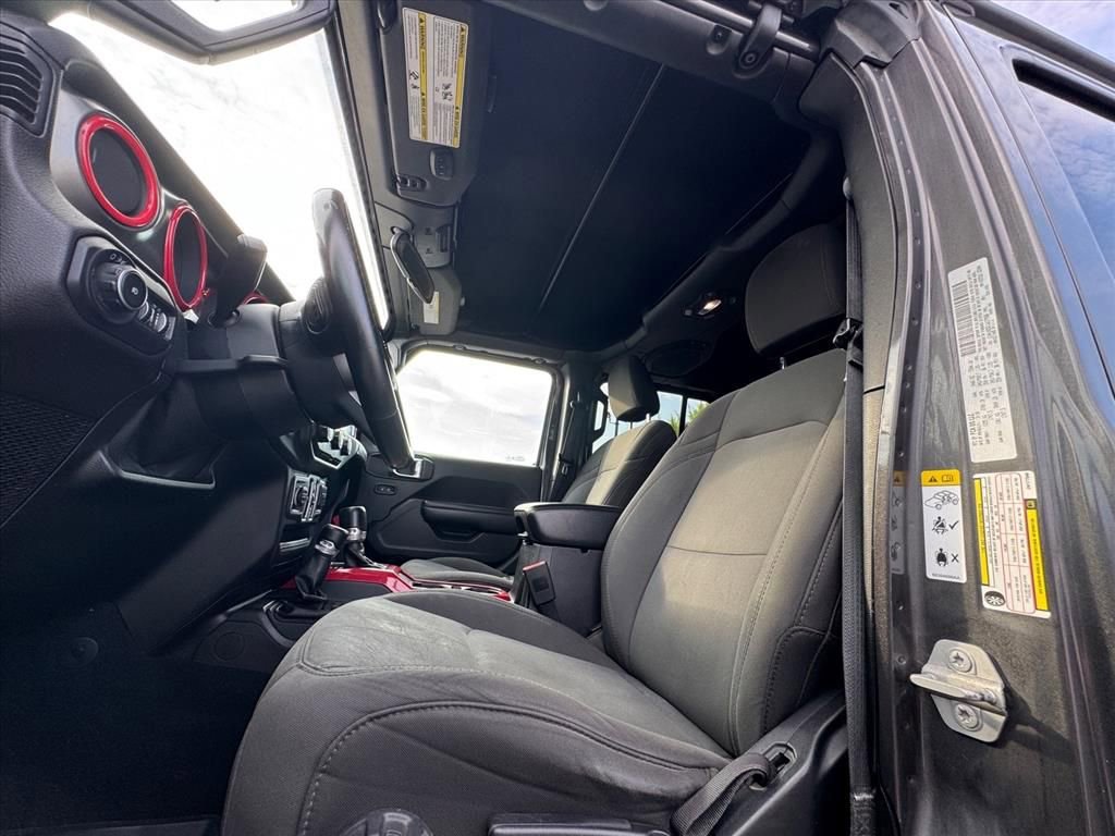 Used 2018 Jeep Wrangler Unlimited Sport S AWD/4WD image 14