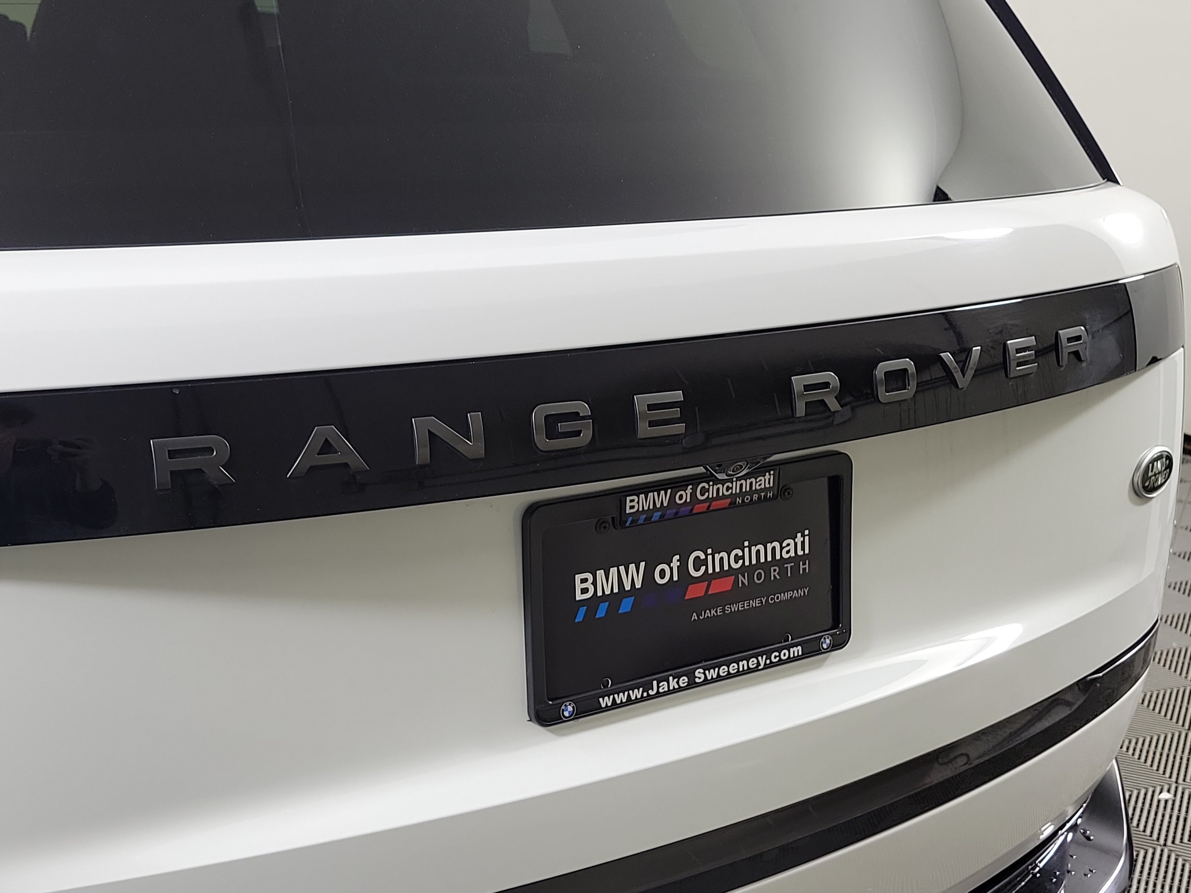 Used 2023 Land Rover Range Rover SE AWD/4WD image 25