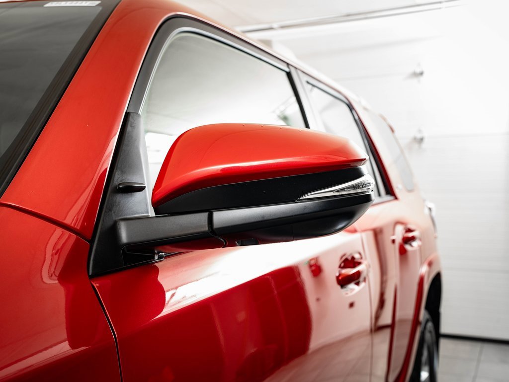 Used 2016 Toyota 4Runner SR5 image 16