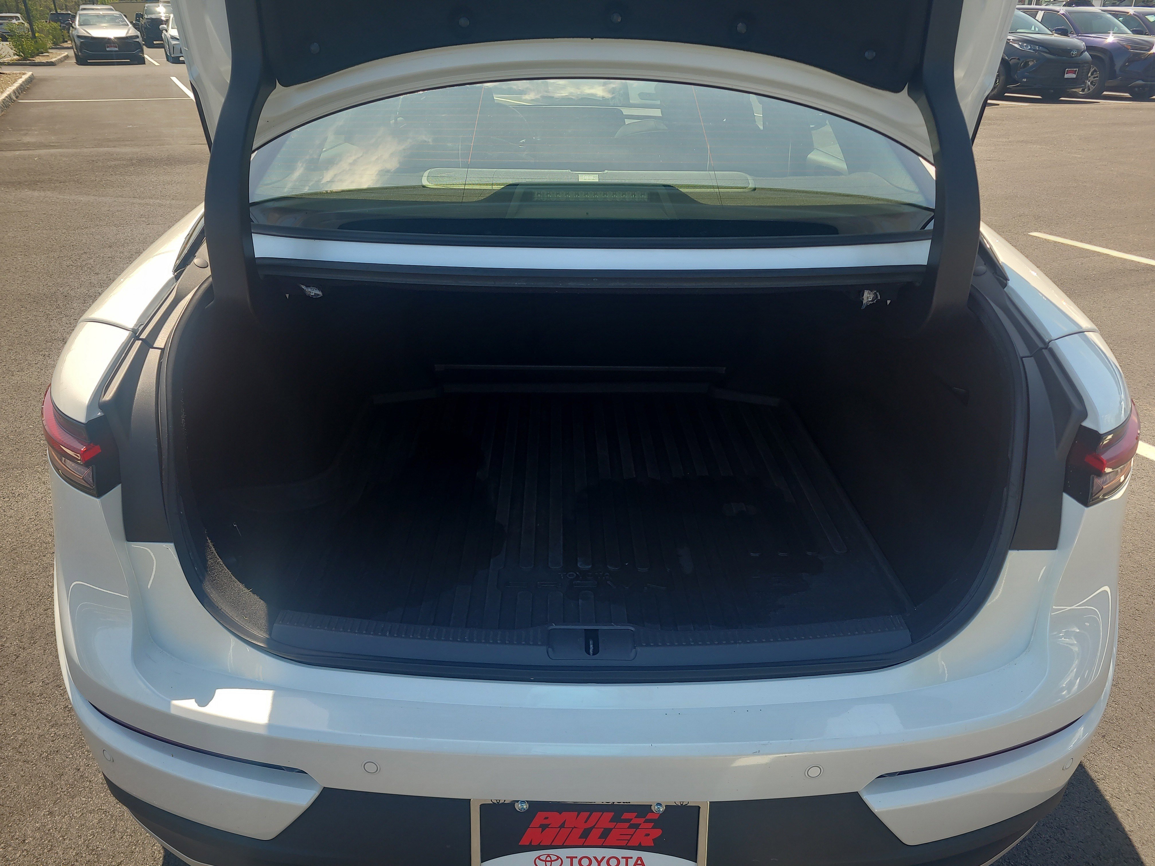 Certified 2023 Toyota Crown Limited w/ Advanced Technology Package image 30