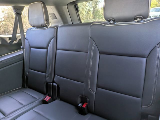 Used 2024 GMC Yukon XL SLT image 17