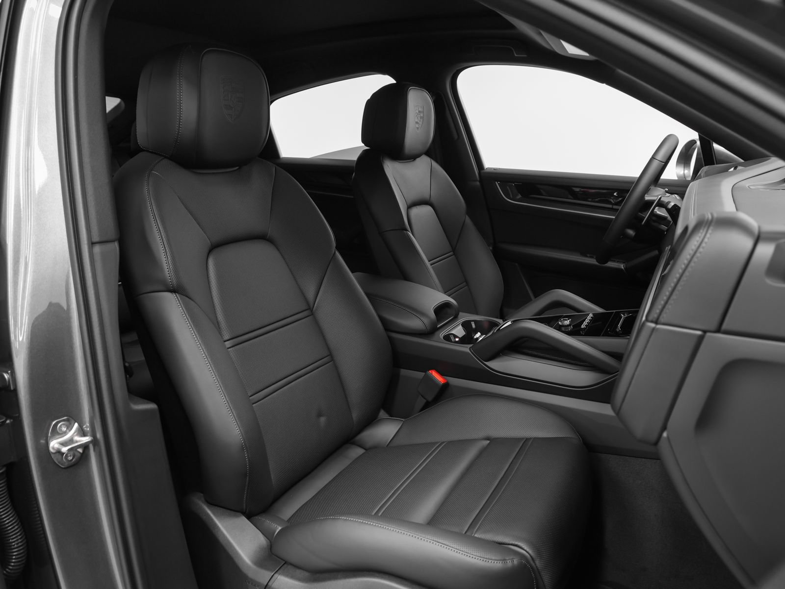 New 2026 Porsche Cayenne E-Hybrid Coupe AWD/4WD image 22